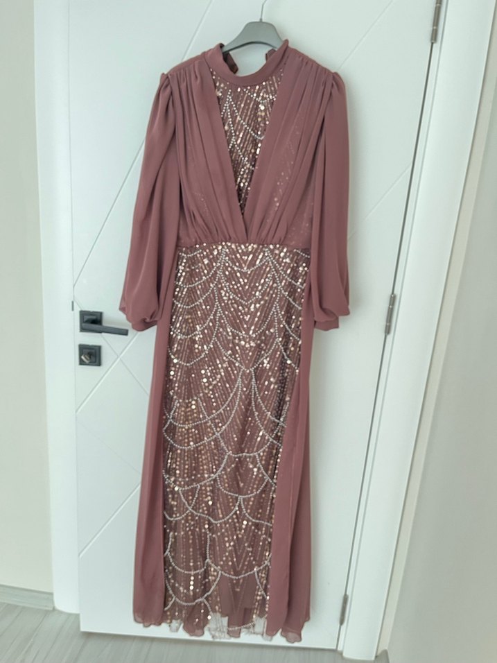 Uzun Kollu İşlemeli Abiye Elbise - Görsel 2