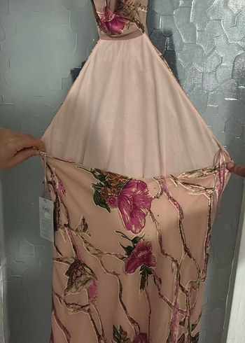 Wella Pembe Desenli Uzun Drapeli Halter Elbise