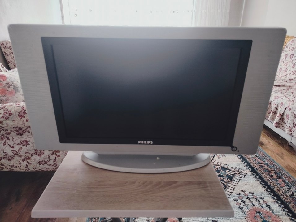 Gri Philips Televizyon - Görsel 2