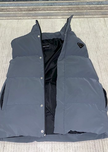 Fermuar ve düğmeli parlayan gri erkek yelek - Görsel 2