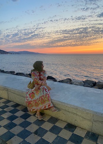 Uzun Kol Bohem Batik Desenli Elbise