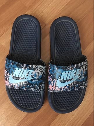 Nike terlik 36,5 37