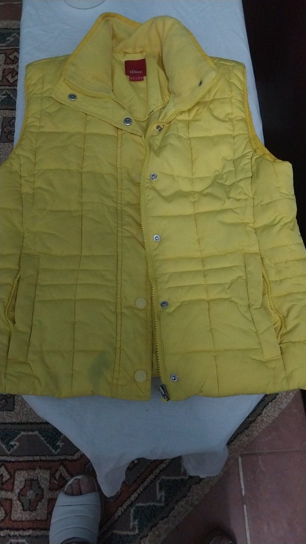 Sarı Düğmeli Kadın Yelek - Görsel 3