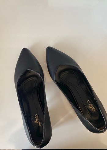 Hotiç Siyah Stiletto Topuklu Kadın Ayakkabı