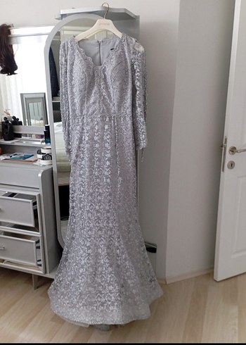 Gri Payetli Uzun Abiye Elbise - Görsel 2