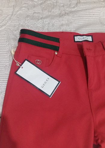Düğmeli Kadın Kırmızı Kumaş Pantolon