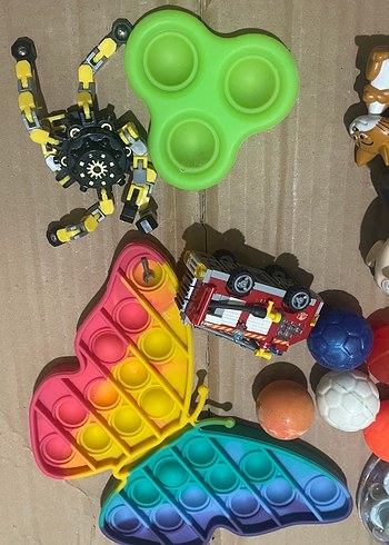 Çeşitli Renkli Oyuncak Seti - Görsel 4