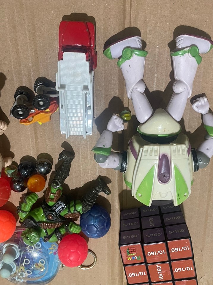 Çeşitli Renkli Oyuncak Seti - Görsel 5