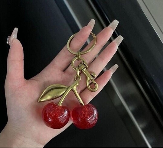 Kiraz Charm