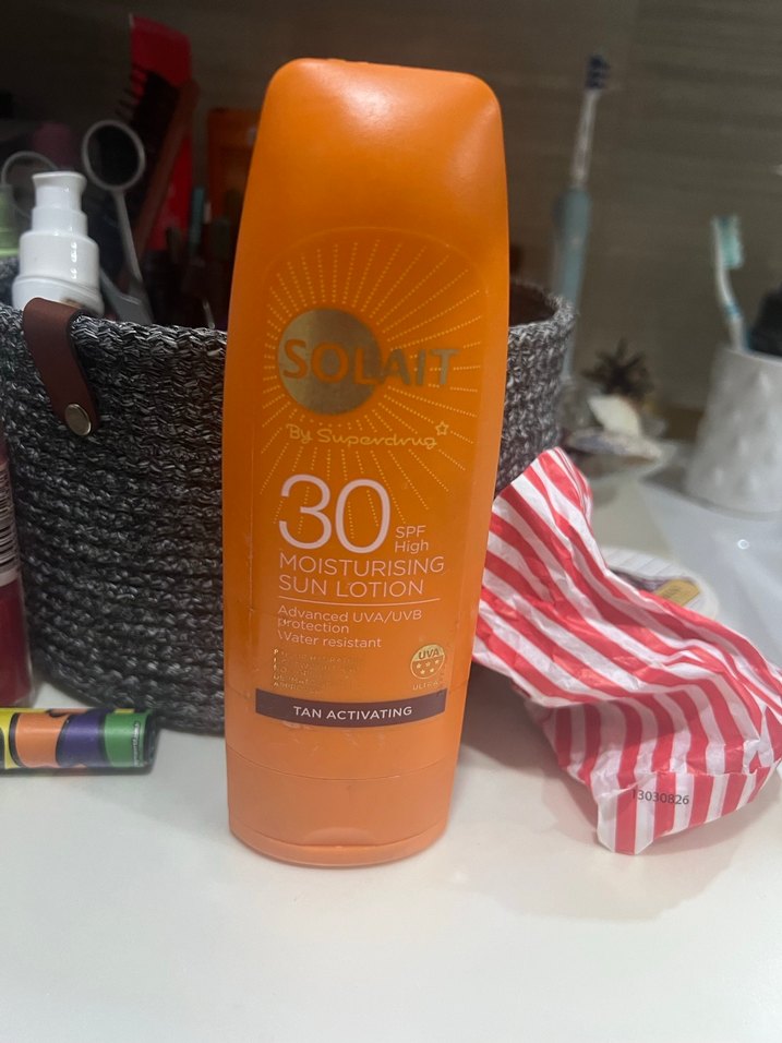 ISANA Hacim Veren Saç Spreyi 4 BÜYÜK boy - Görsel 3