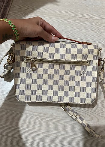 Beden beyaz Renk Louis Vuitton birebir replika hakiki deri Çanta