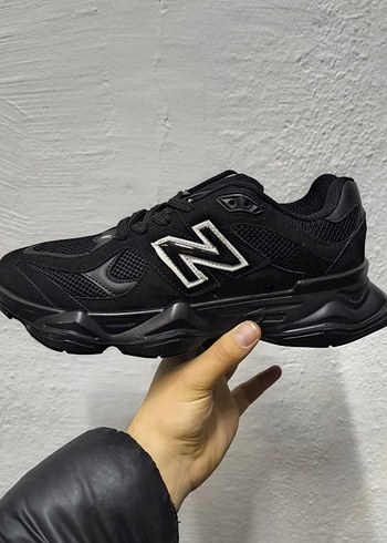 Siyah Stiletto Spor Ayakkabı - Görsel 2