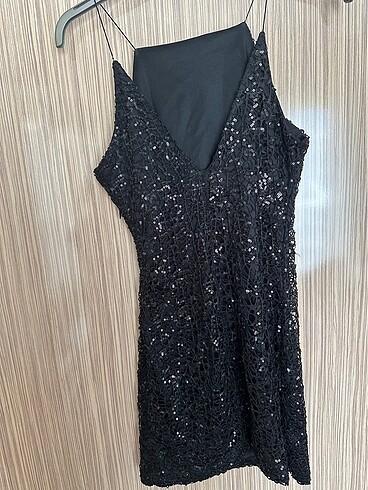 Abiye mini elbise pullu
