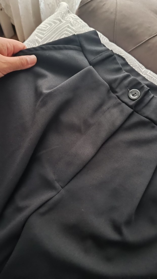 Drapeli Siyah Midi Kumaş Kadın Pantolon - Görsel 2