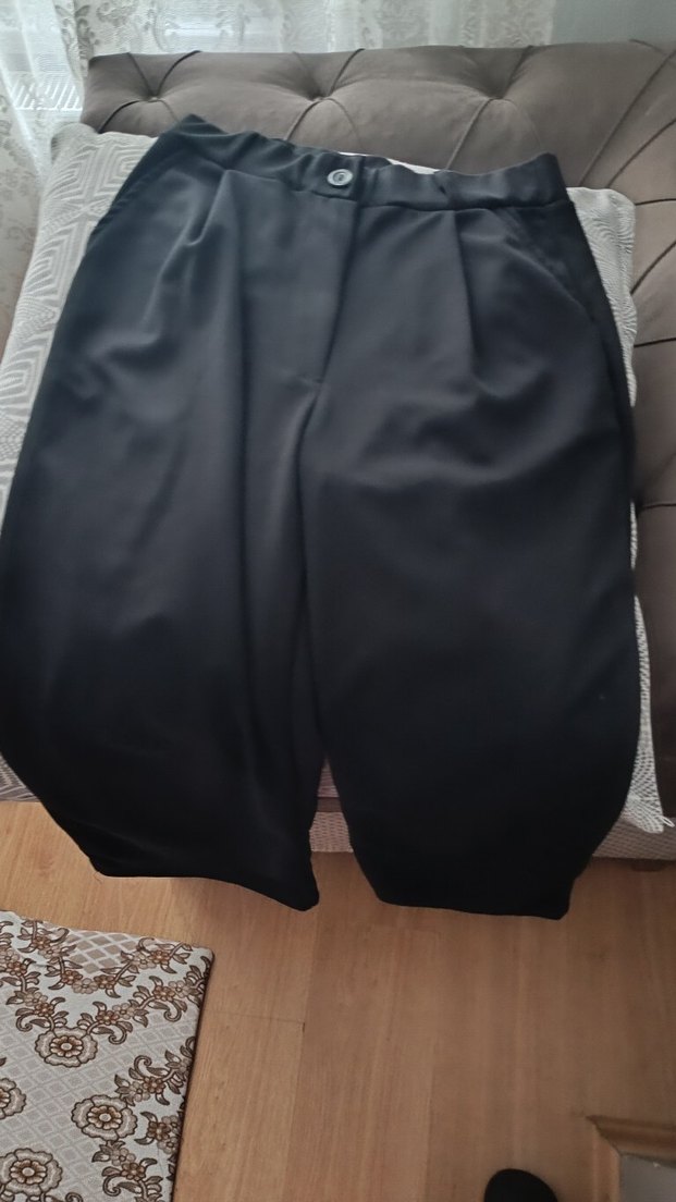 Drapeli Siyah Midi Kumaş Kadın Pantolon - Görsel 3