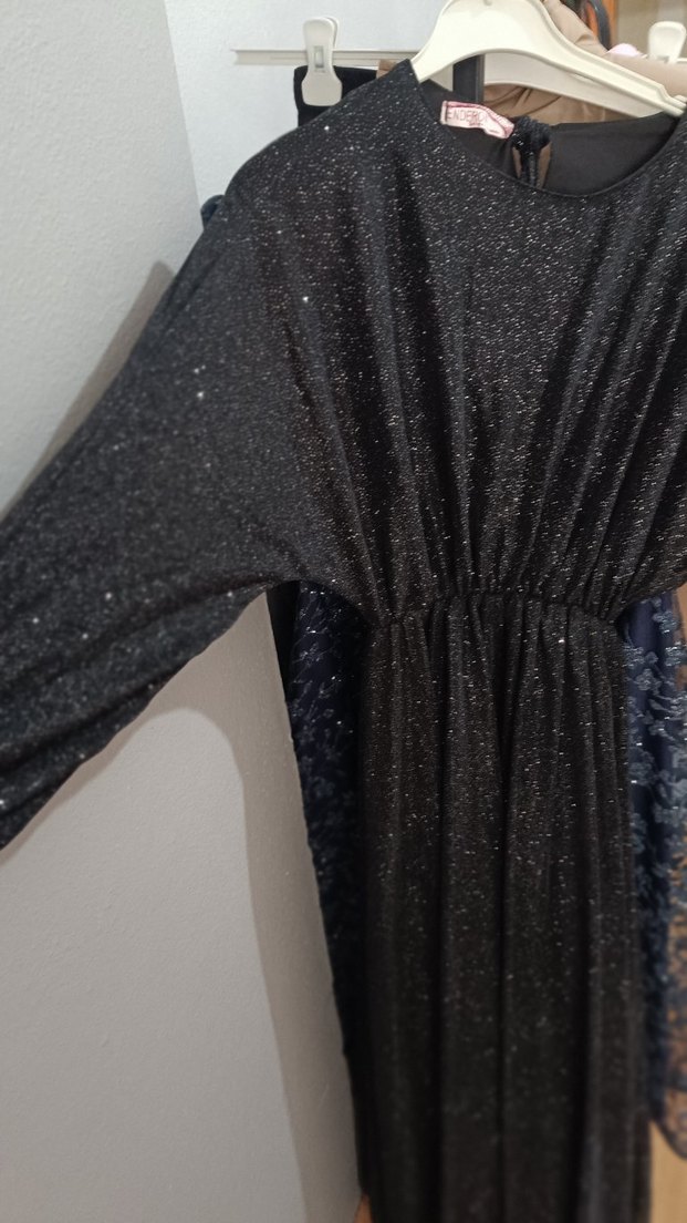 Uzun Kollu Siyah Drapeli Kadın Elbise 38.40 bedene uygundur - Görsel 2