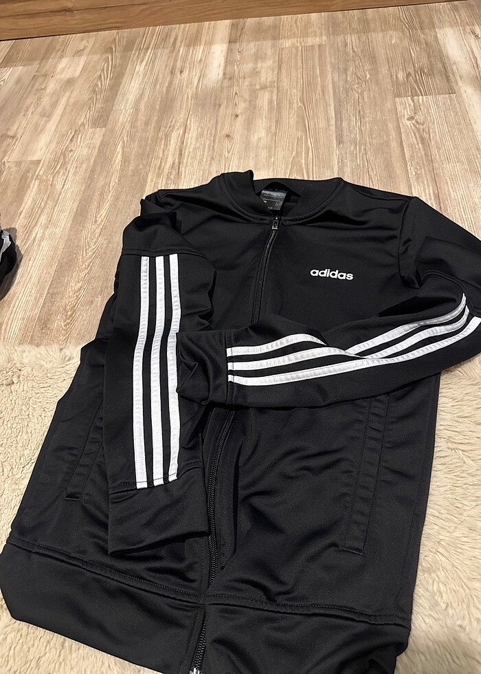 Adidas eşofman takımı - Görsel 4