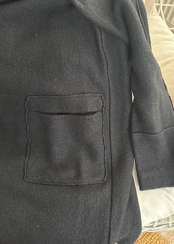 Siyah Midi Kadın Kabanı, Notch Yaka, Rahat Kesim - Görsel 3