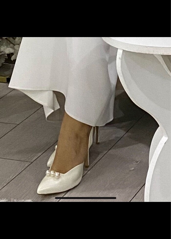 Beyaz topuklu gelin , nişan için ayakkabı - Görsel 2