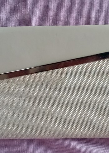 Krem Renk Kadın Portföy Çanta