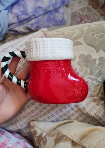 Karaca Kırmızı Çorap Şeklinde Seramik Kupa