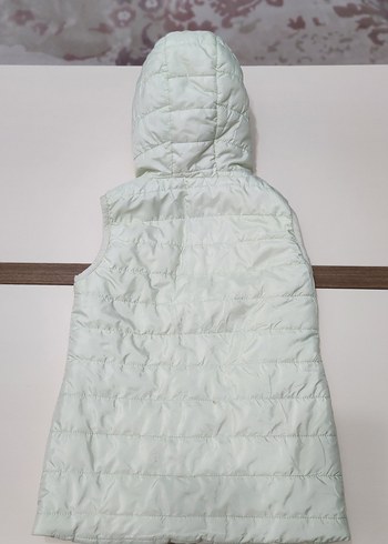 Kız Çocuk Kapüşonlu Açık Yeşil Yelek - Görsel 3