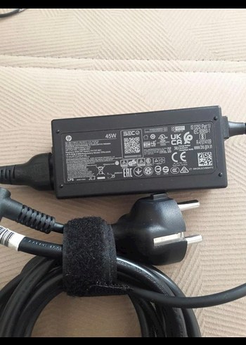 Gri Dizüstü Bilgisayar Şarj Adaptörü - Görsel 2