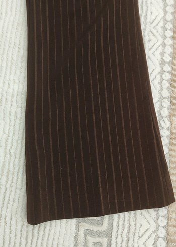 Kadın Kahverengi Piliseli Kumaş Pantolon - Görsel 4