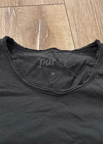 Siyah Baskılı Erkek Tişört - Görsel 2