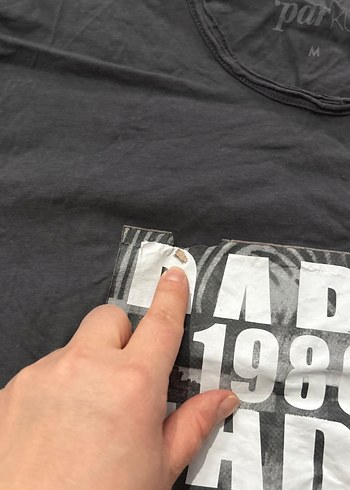 Siyah Baskılı Erkek Tişört - Görsel 3