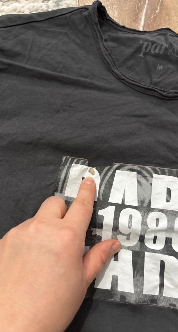 Siyah Baskılı Erkek Tişört - Görsel 3