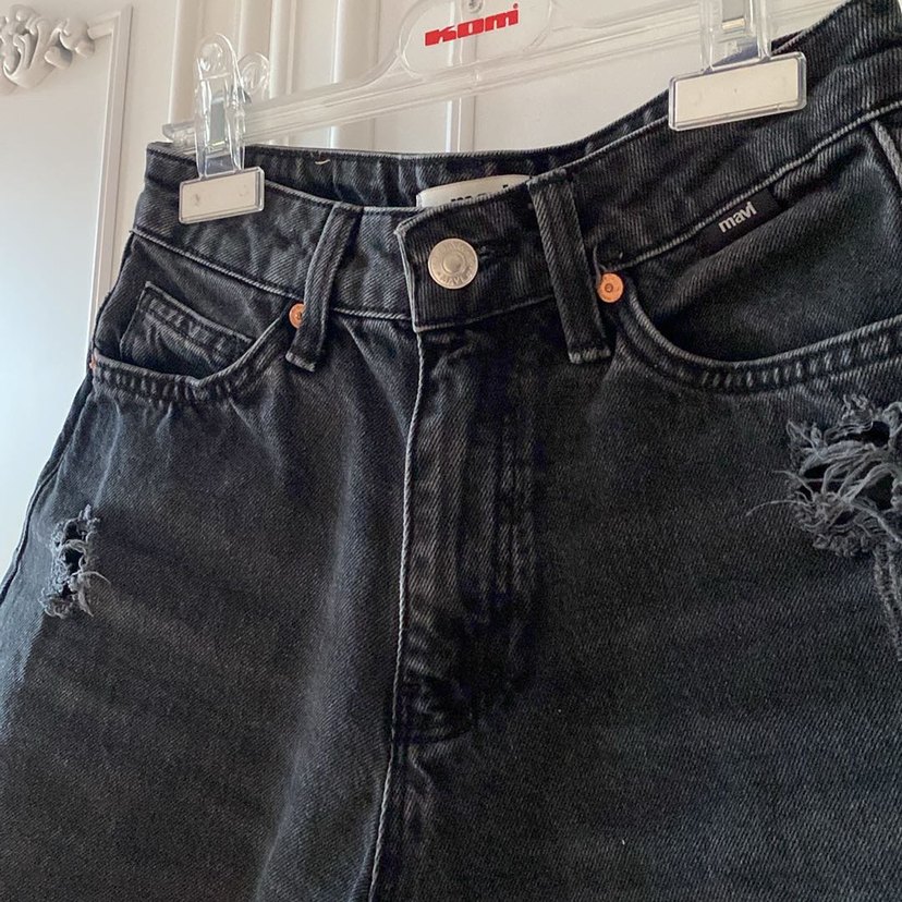 Pamuklu Siyah Kot Şort - Görsel 3