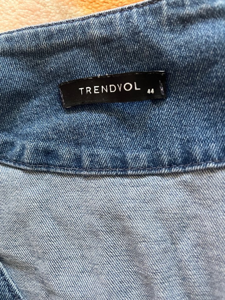 Mavi Denim Düğmeli V Yaka Midi Elbise - Görsel 3