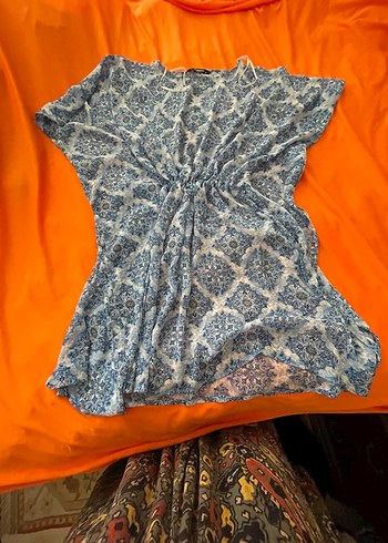 universal Beden Mavi Gri Batik Desenli Salaş Bluzu
