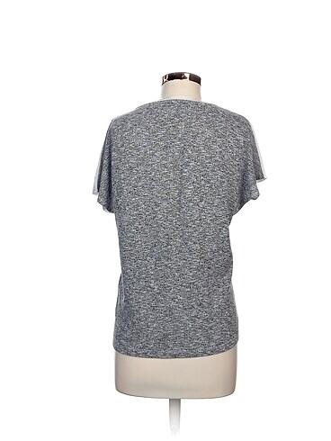 m Beden Fabrika Bluz %70 İndirimli.
