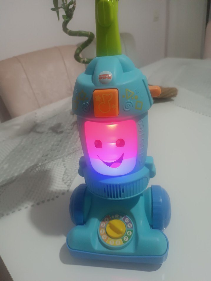 Fisher Price Renkli Işıklı Eğitici Oyuncak Süpürge - Görsel 5
