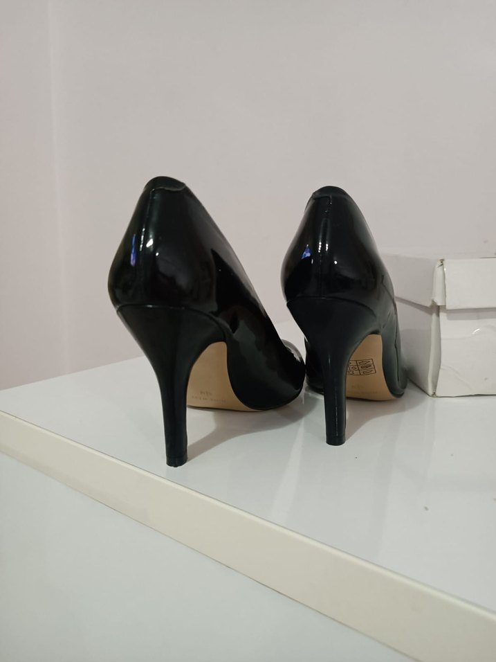 Nine West Kadın Siyah Rugan Stiletto Tokalı - Görsel 5