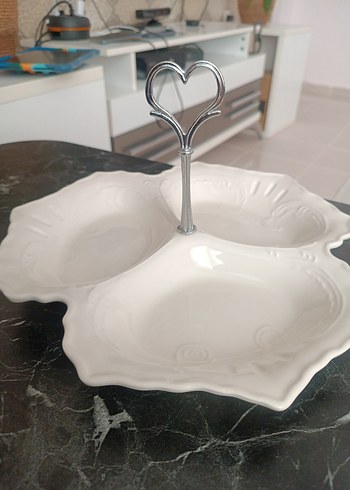 Diğer Vintage Beyaz Çiçek Desenli Servis Tabağı