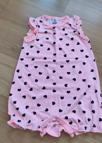 Pembe Kalp Desenli Fırfırlı Bebek Tulum
