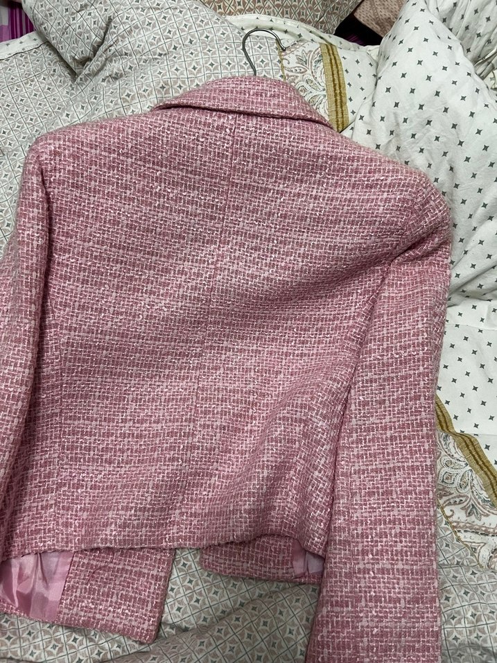 Gold Düğmeli Kısa Pembe Kadın Ceket - Görsel 3