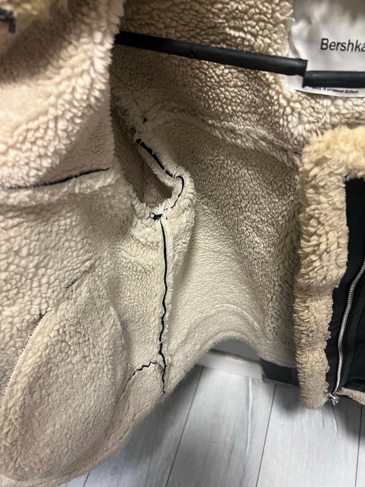 BERSHKA Kürklü Siyah Deri Kadın Ceket - Görsel 4