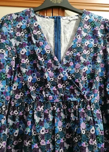 Uzun Kollu V Yaka Midi Desenli Elbise - Görsel 5