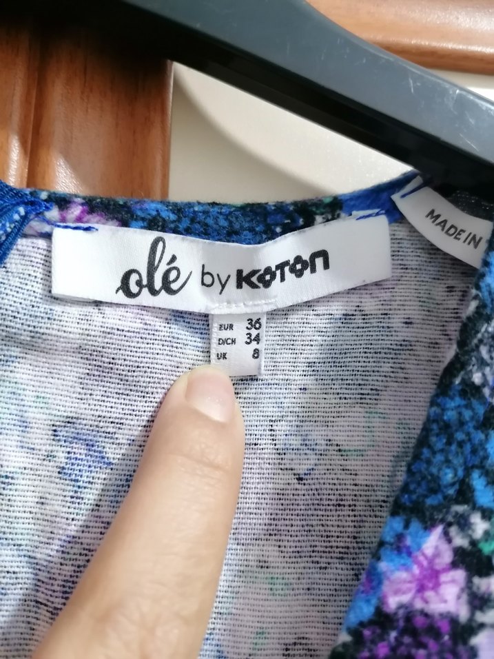 Uzun Kollu V Yaka Midi Desenli Elbise - Görsel 4