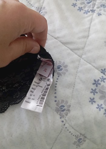 Miorre Siyah Gotik Dantel Bralet