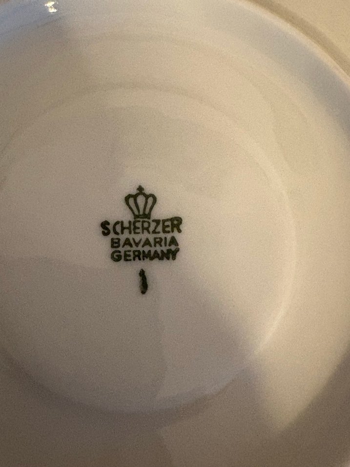 Gri Çiçek Desenli Beyaz Porselen Fincan - Görsel 4