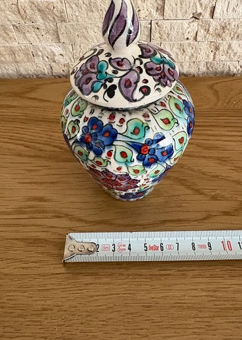  Beden çeşitli Renk Çiçek Desenli Renkli Kapaklı Vazo veya Küp