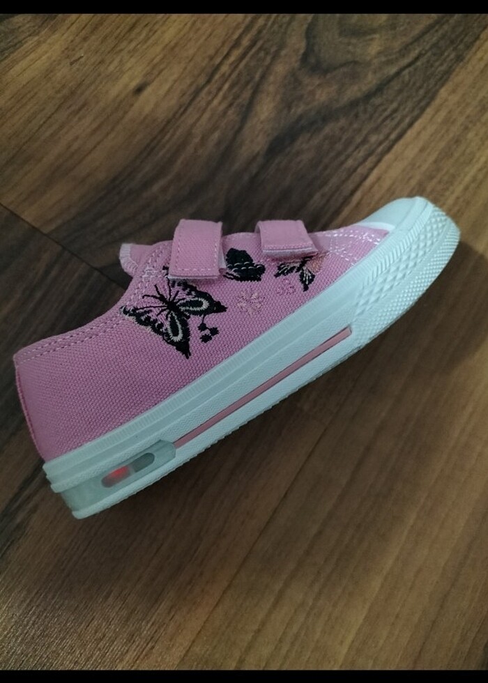 Kinetix Işıklı Keten Cicek işlemeli kız cocuk ayakkabı - Görsel 3