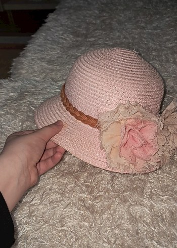 Pembe Nakışlı Fırfırlı Kız Çocuk Şapkası - Görsel 4