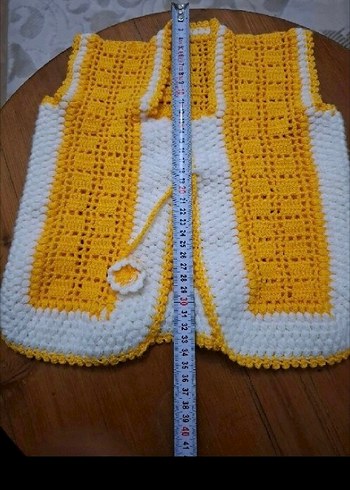 Sarı Beyaz Örgü Kız Yelek ve Şapka Takımı - Görsel 2