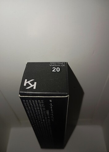  Beden Kiko gloss 